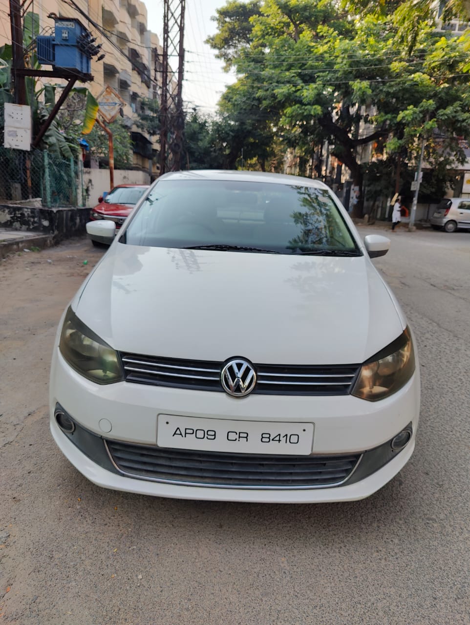 volkswagen vento (2012) - Image 2