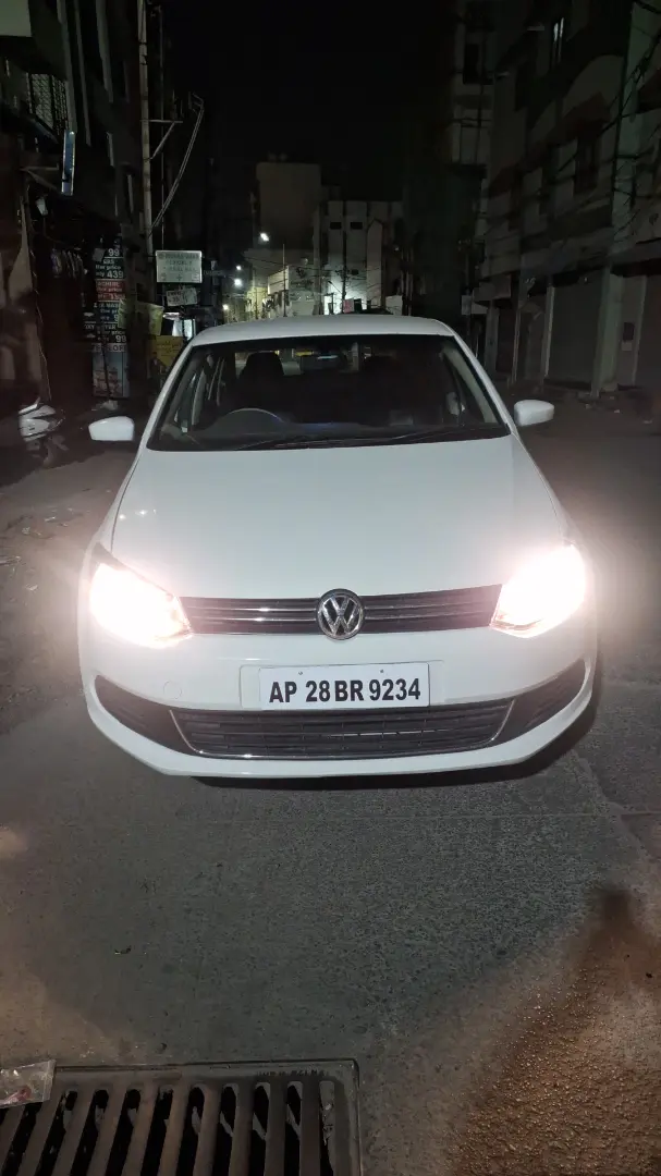 volkswagen vento (2012) - Image 6