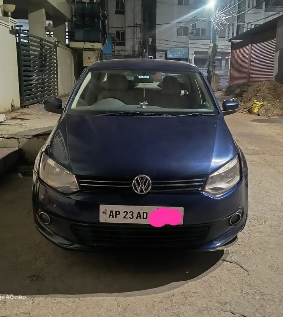 volkswagen vento (2012) - Image 9