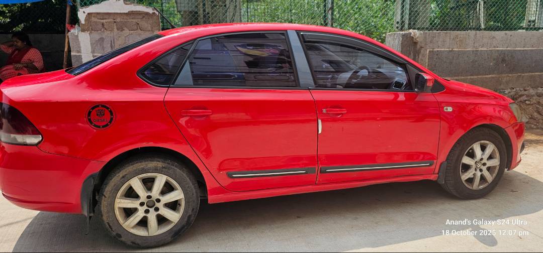 volkswagen vento (2012) - Image 10