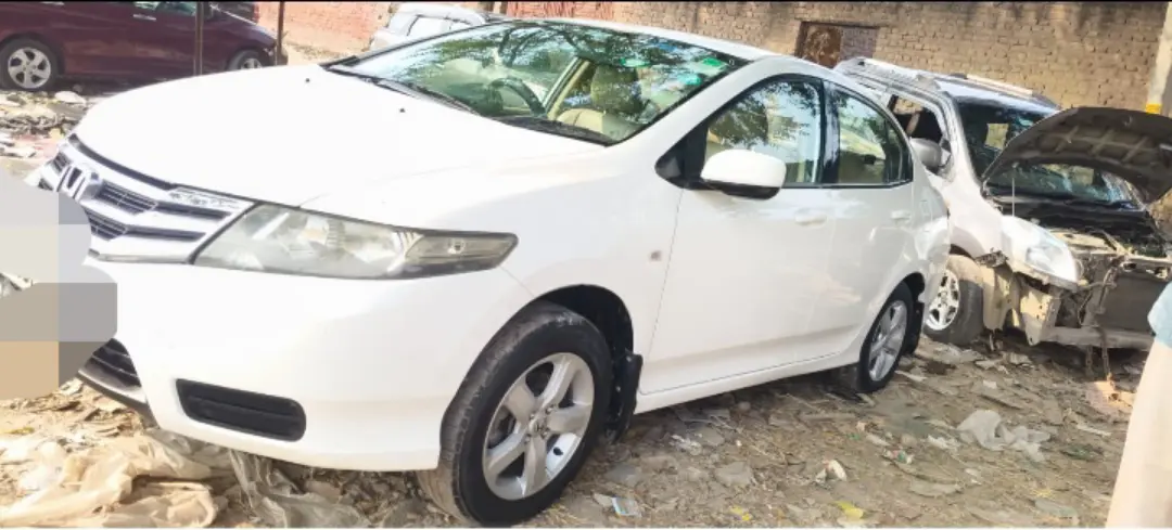 honda city (2014) - Image 9