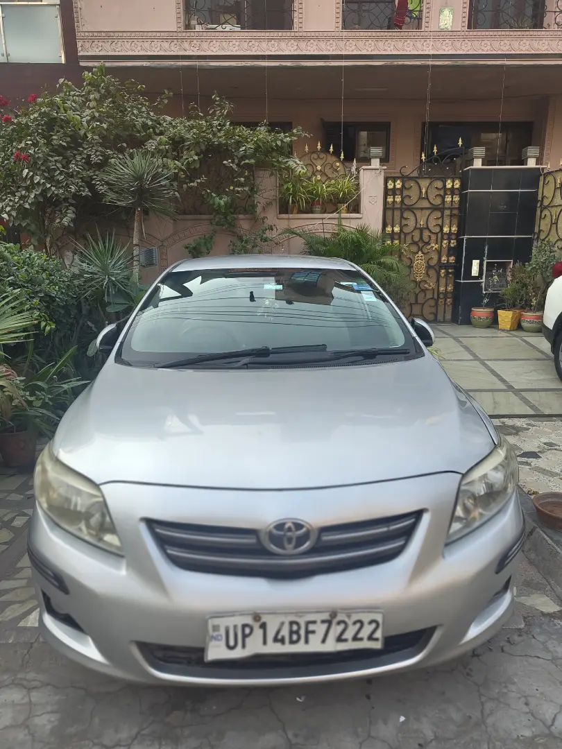 toyota corolla altis (2010) - Image 6