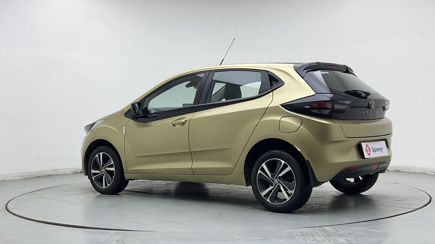 tata altroz (2020) - Image 10