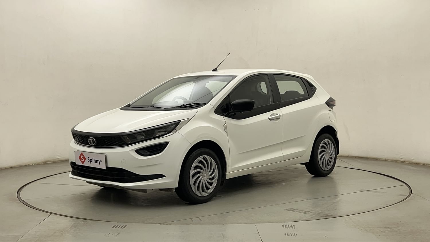 tata altroz (2022) - Image 6