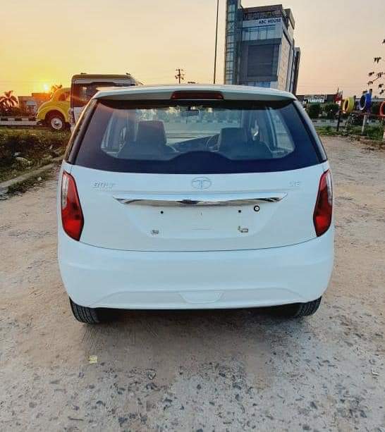 tata bolt (2017) - Image 6