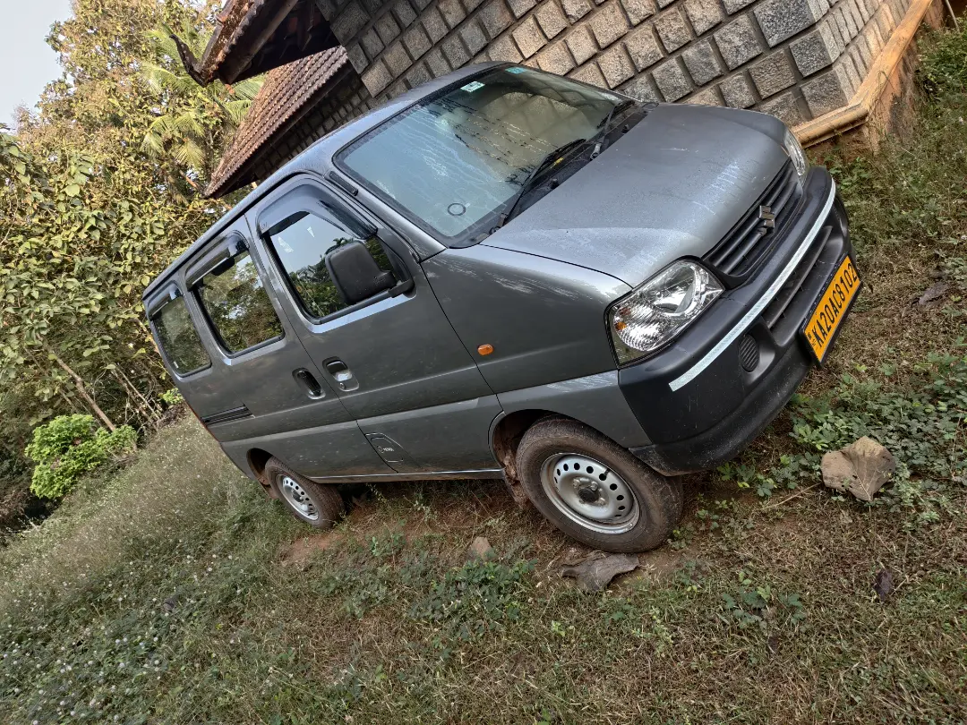 maruti suzuki eeco (2022) - Image 3