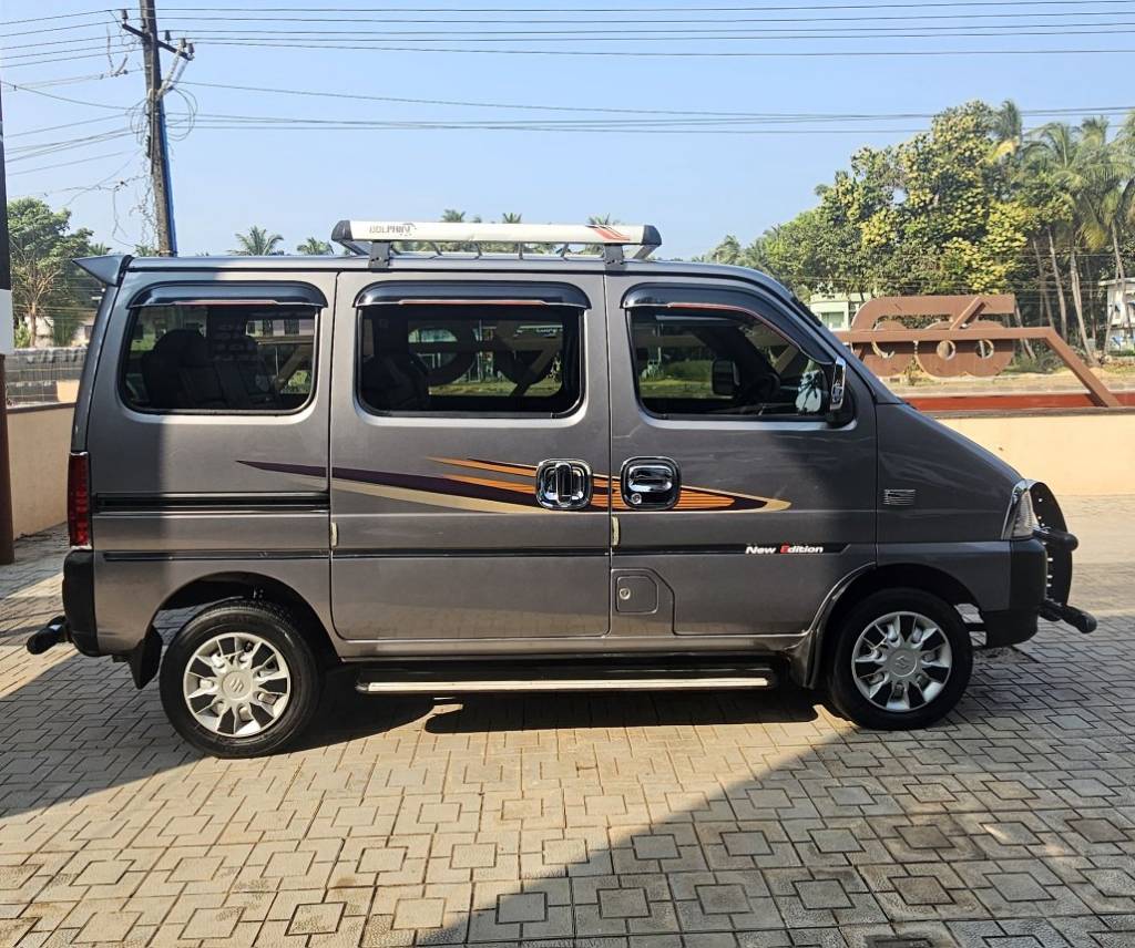 maruti suzuki eeco (2022) - Image 10