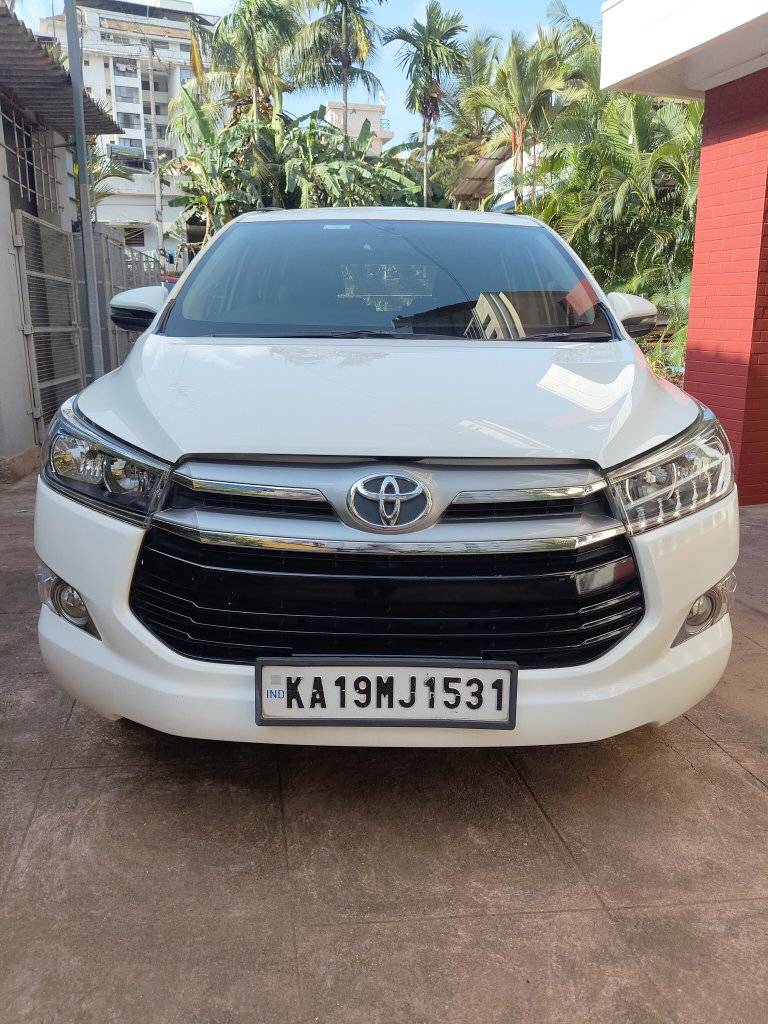 toyota innova crysta (2021) - Image 6