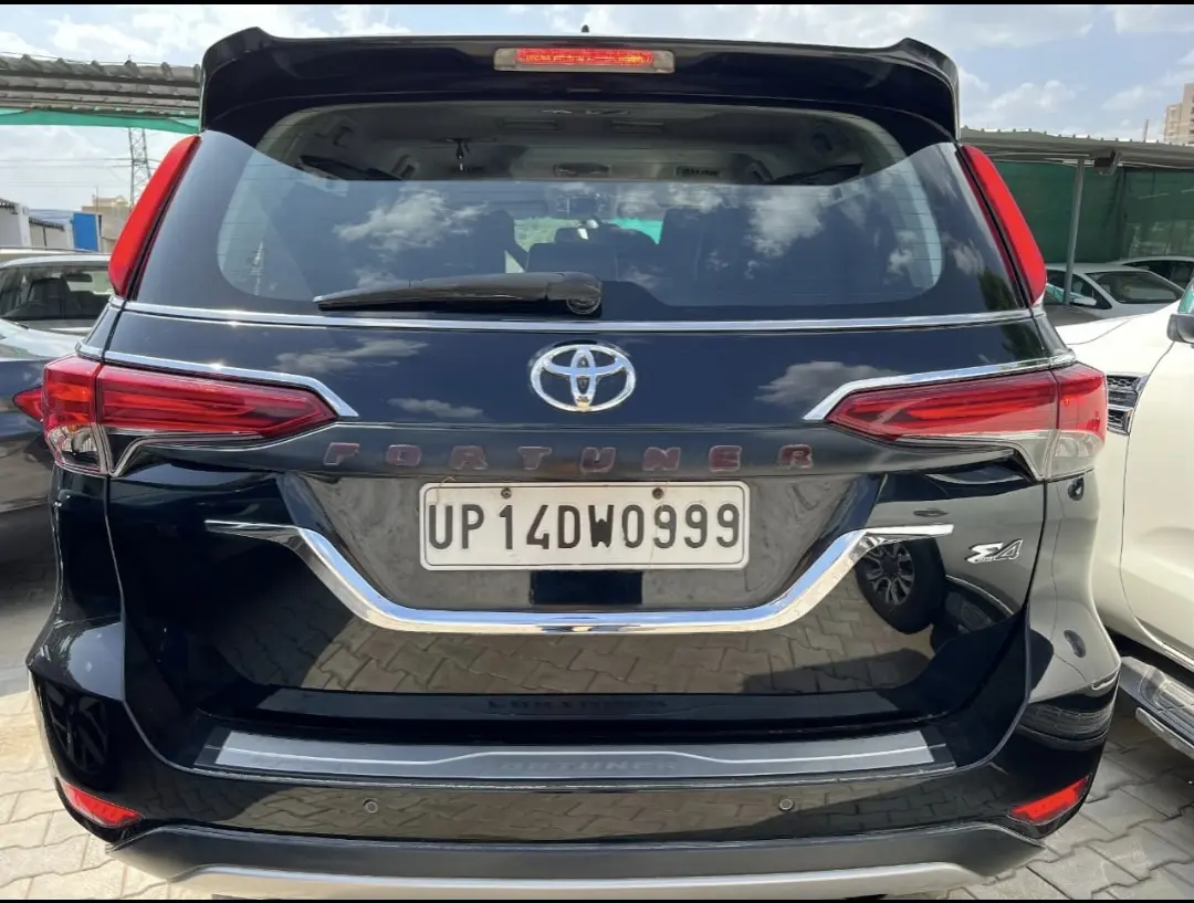 toyota fortuner (2018) - Image 4