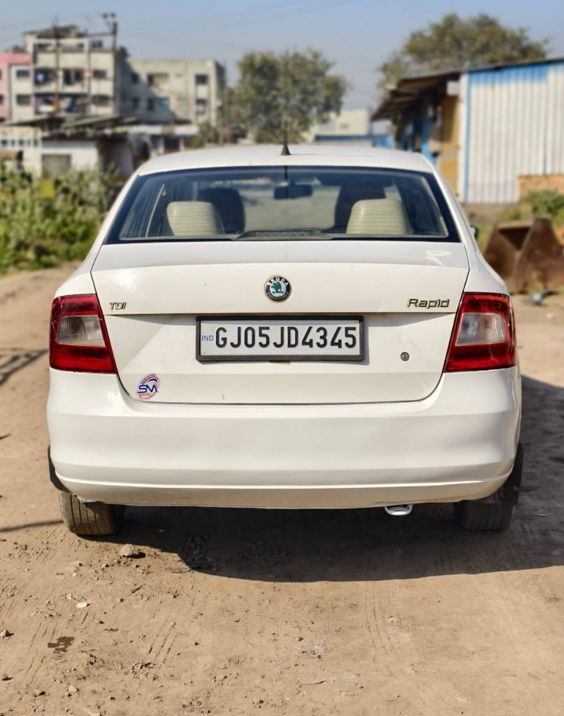 skoda rapid (2013) - Image 8