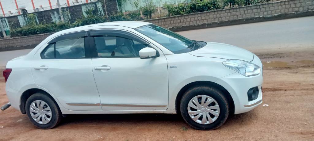 maruti suzuki dzire (2018) - Image 10