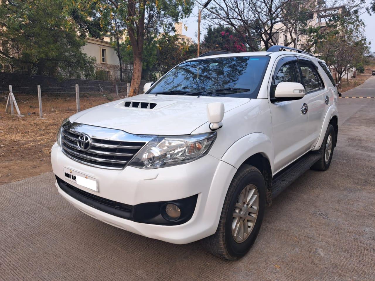toyota fortuner (2015) - Image 2