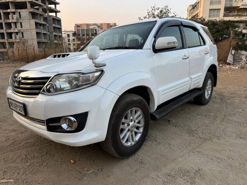 toyota fortuner (2015) - Image 10