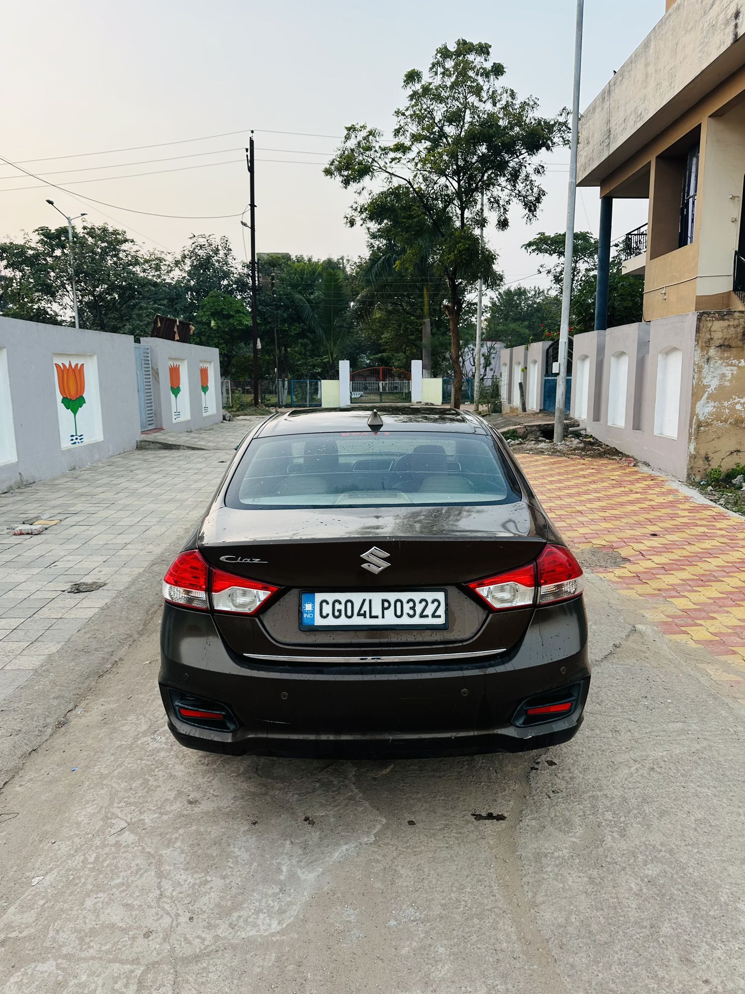 maruti suzuki ciaz (2017) - Image 9