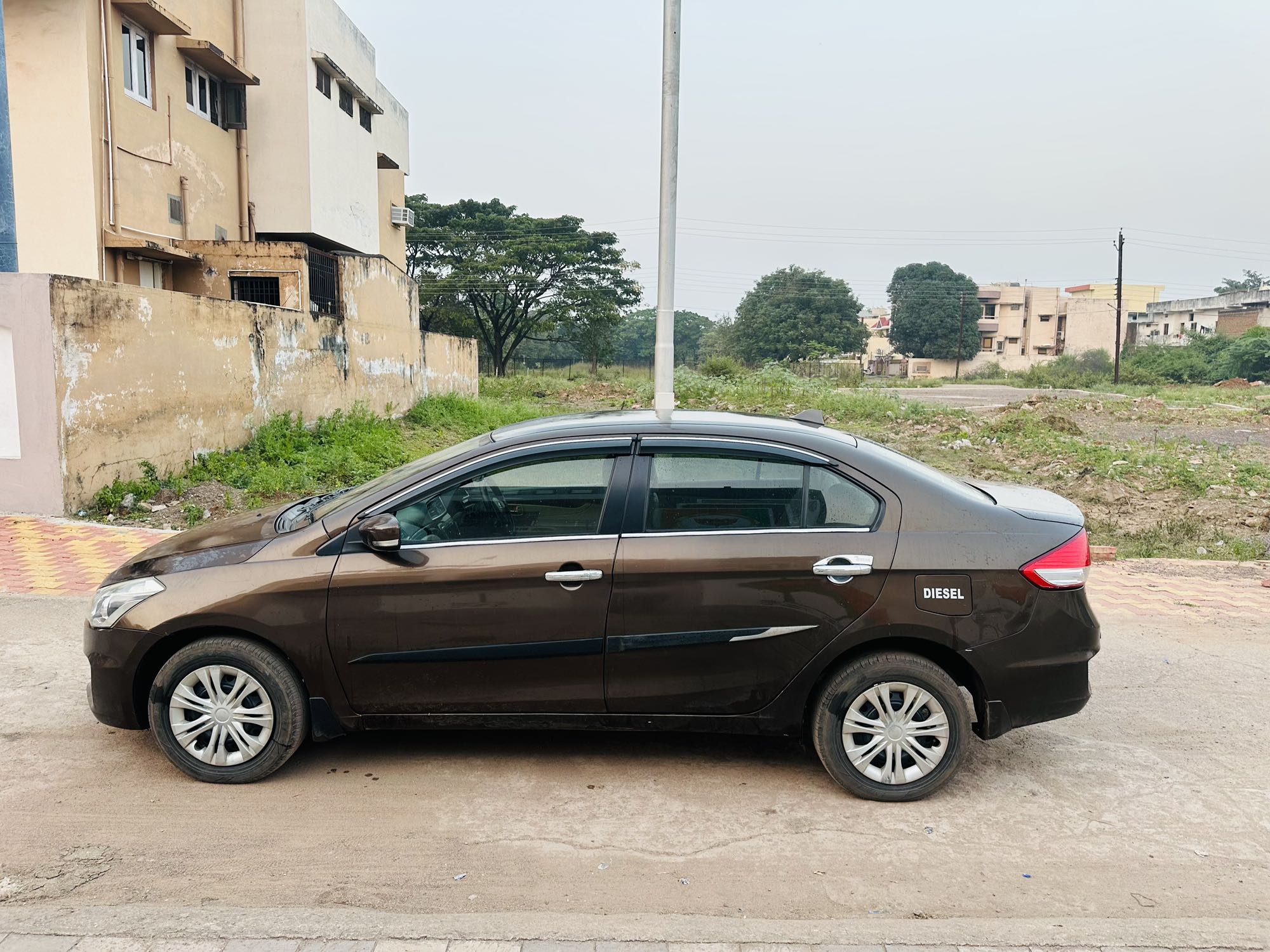 maruti suzuki ciaz (2017) - Image 10