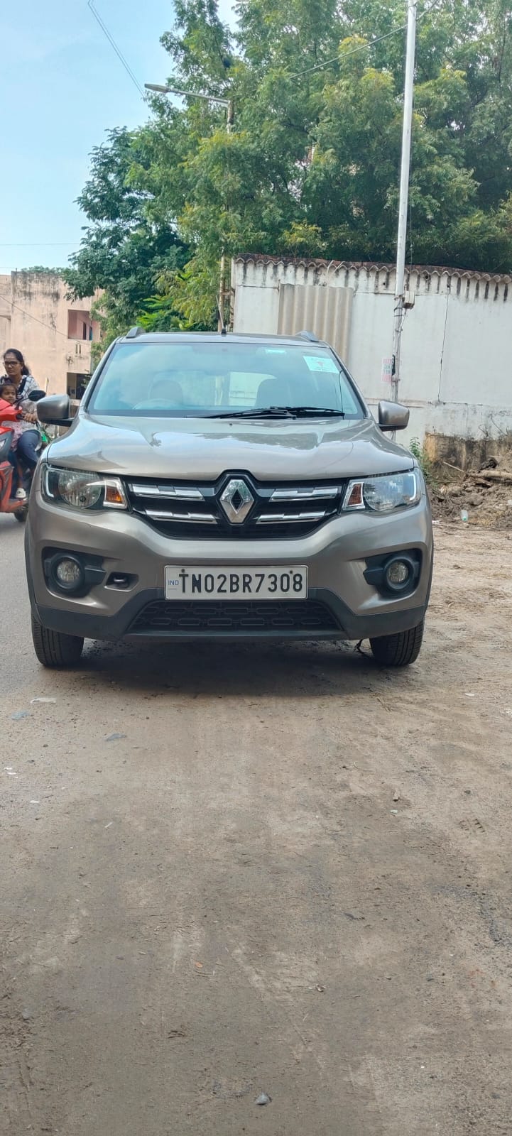 renault kwid (2019) - Image 6