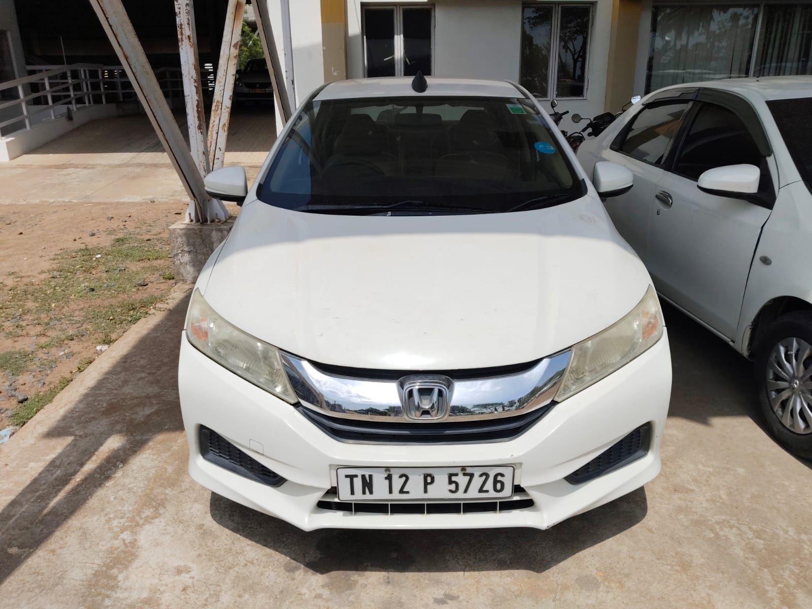 honda city (2015) - Image 2
