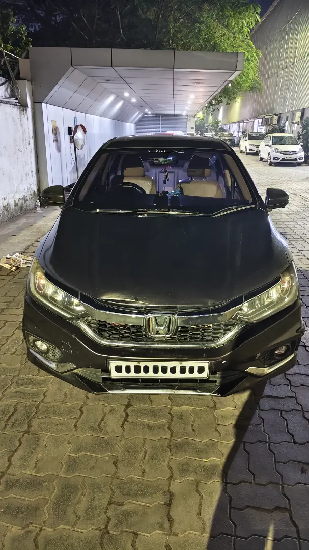 honda city (2015) - Image 5