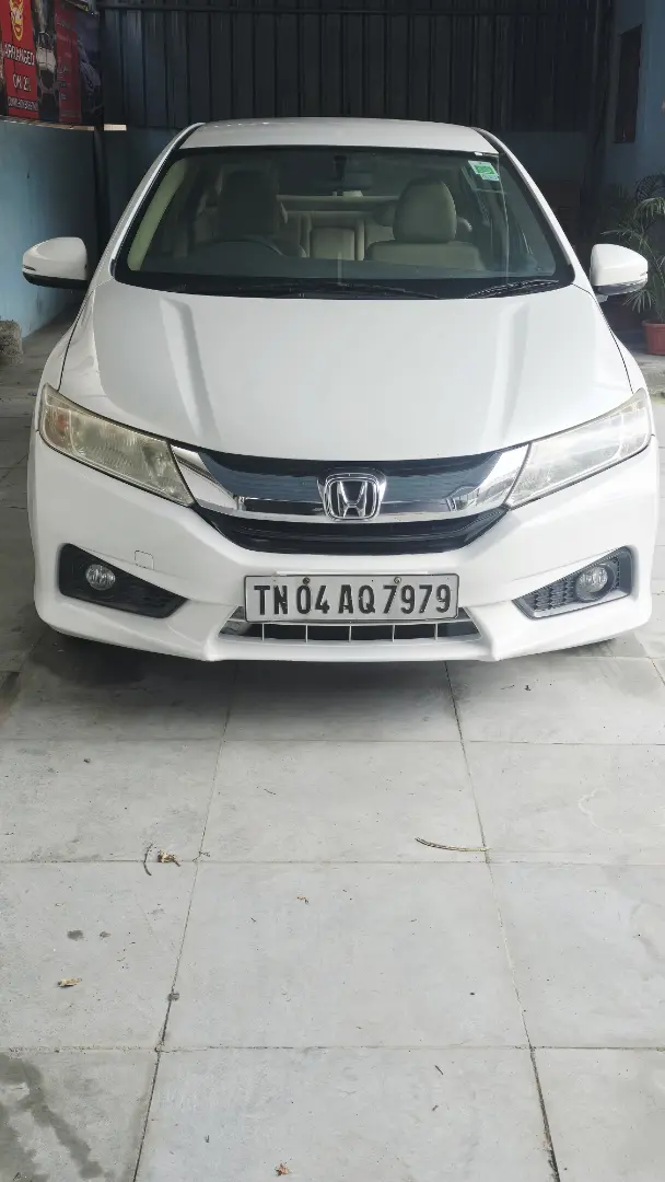 honda city (2015) - Image 8