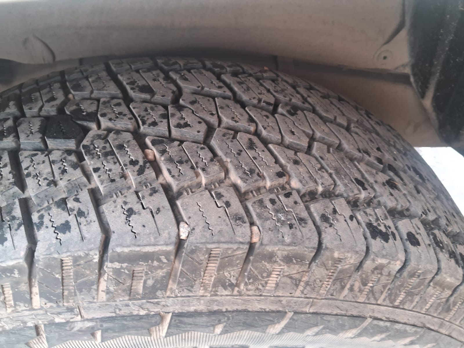 toyota prado (2015) - Image 2