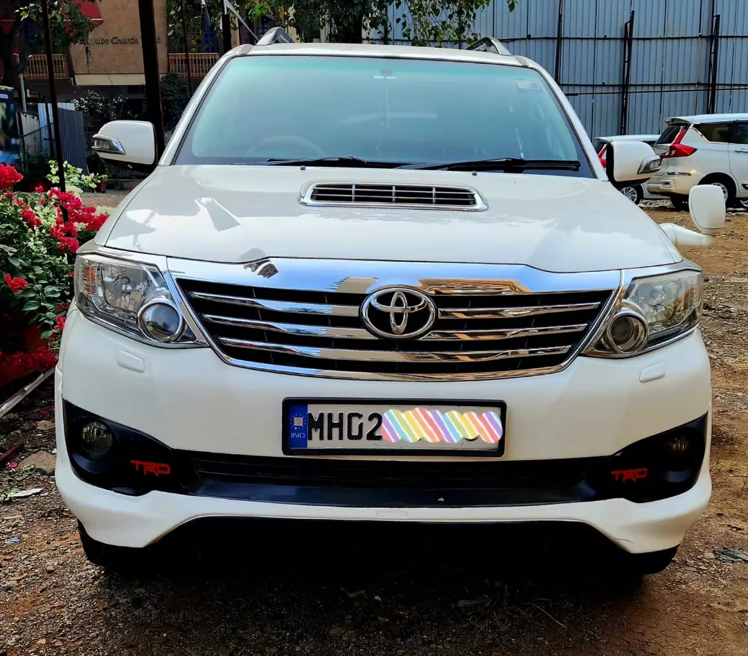 toyota fortuner (2014) - Image 5