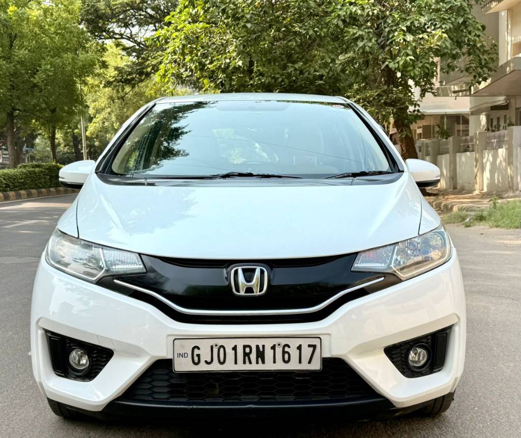 honda jazz (2015) - Image 2