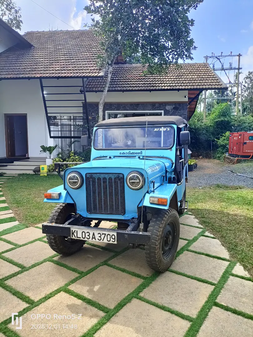 mahindra jeep (1993) - Image 3