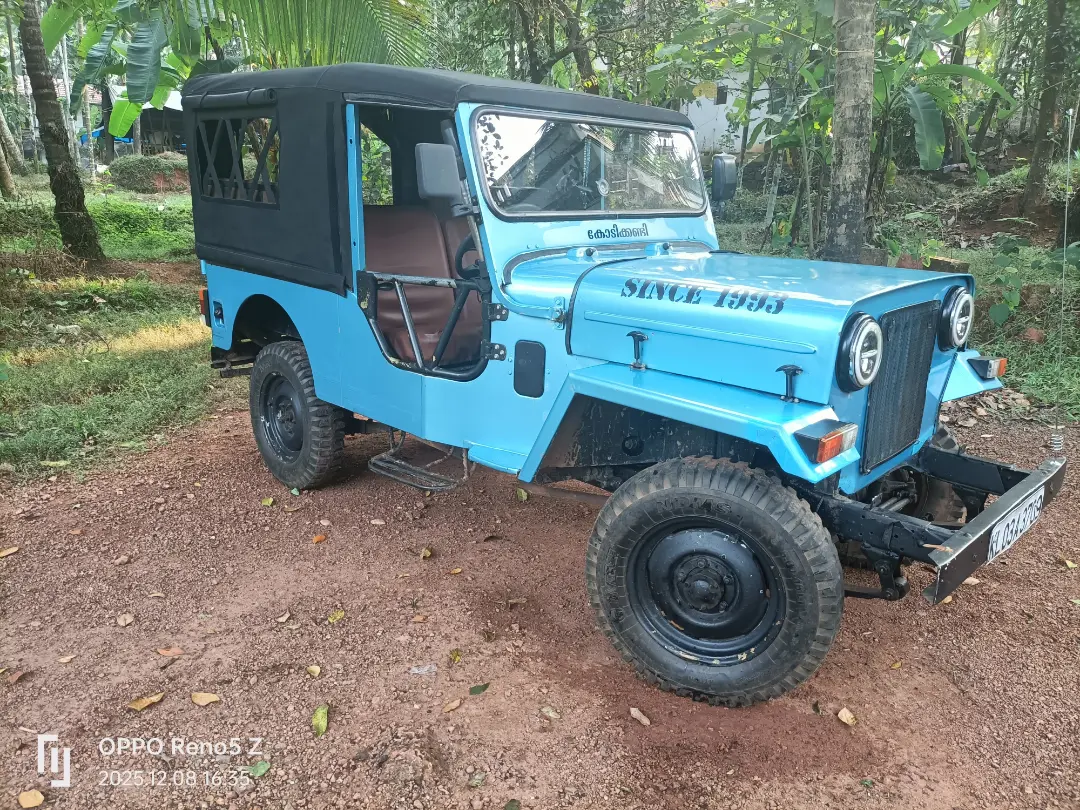 mahindra jeep (1993) - Image 5