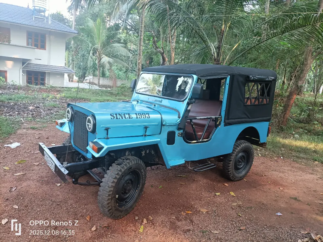 mahindra jeep (1993) - Image 6