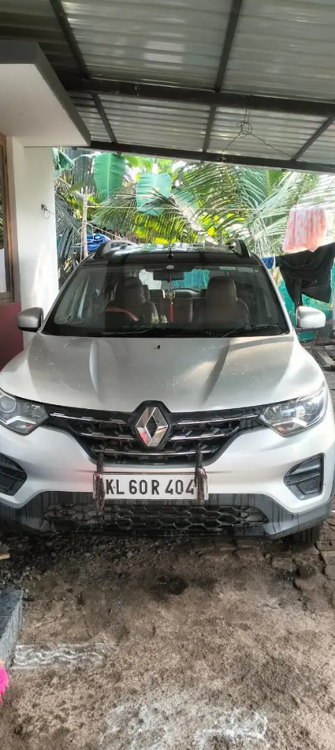 renault triber (2018) - Image 3