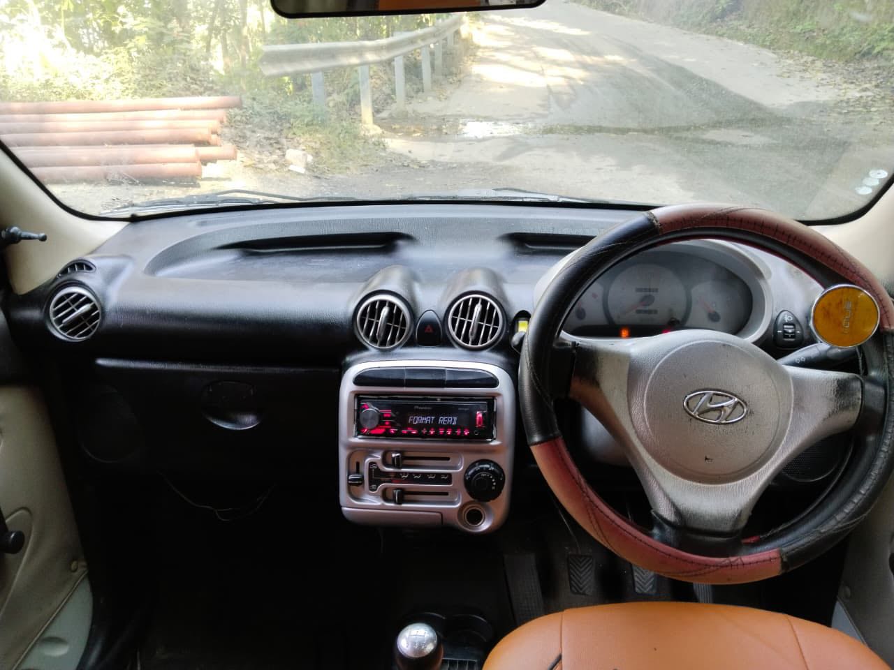 hyundai santro (2012) - Image 8