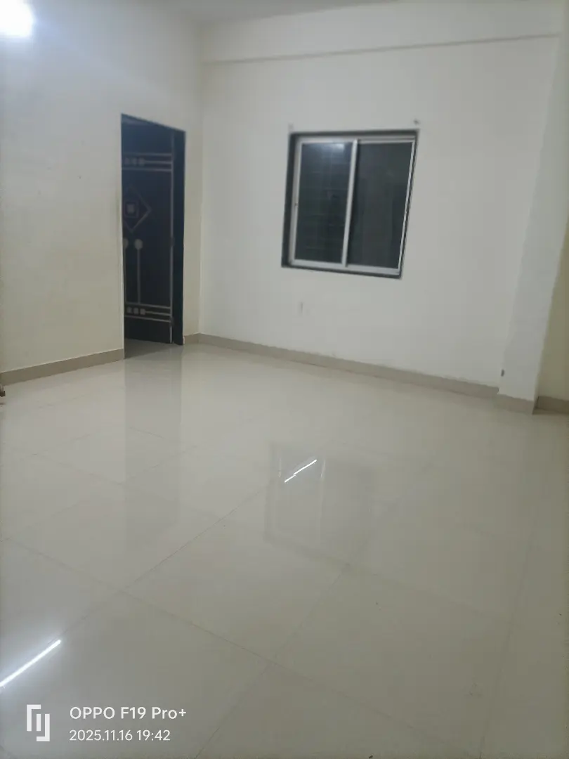 1 BHK flat On Rent Luxury - Image 3