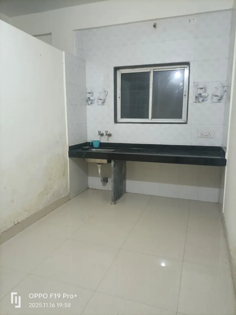 1 BHK flat On Rent Luxury - Image 5