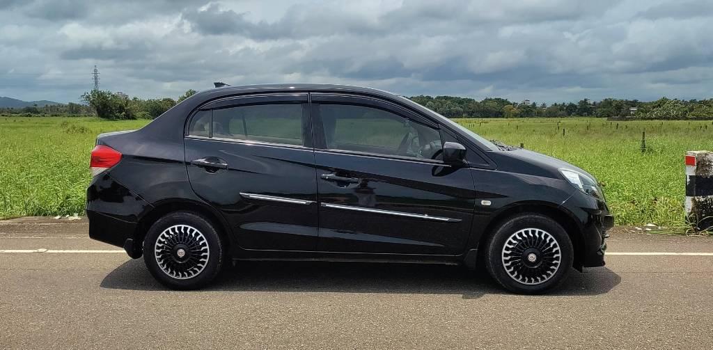 honda amaze (2014) - Image 6