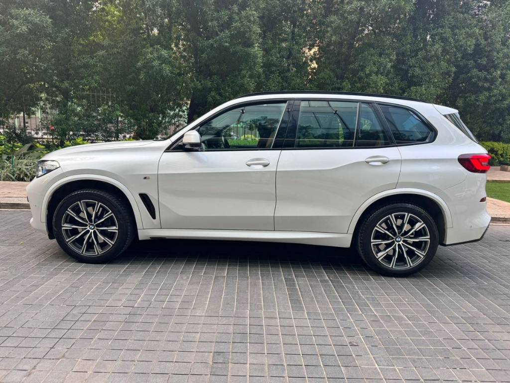 bmw x5 (2020) - Image 5