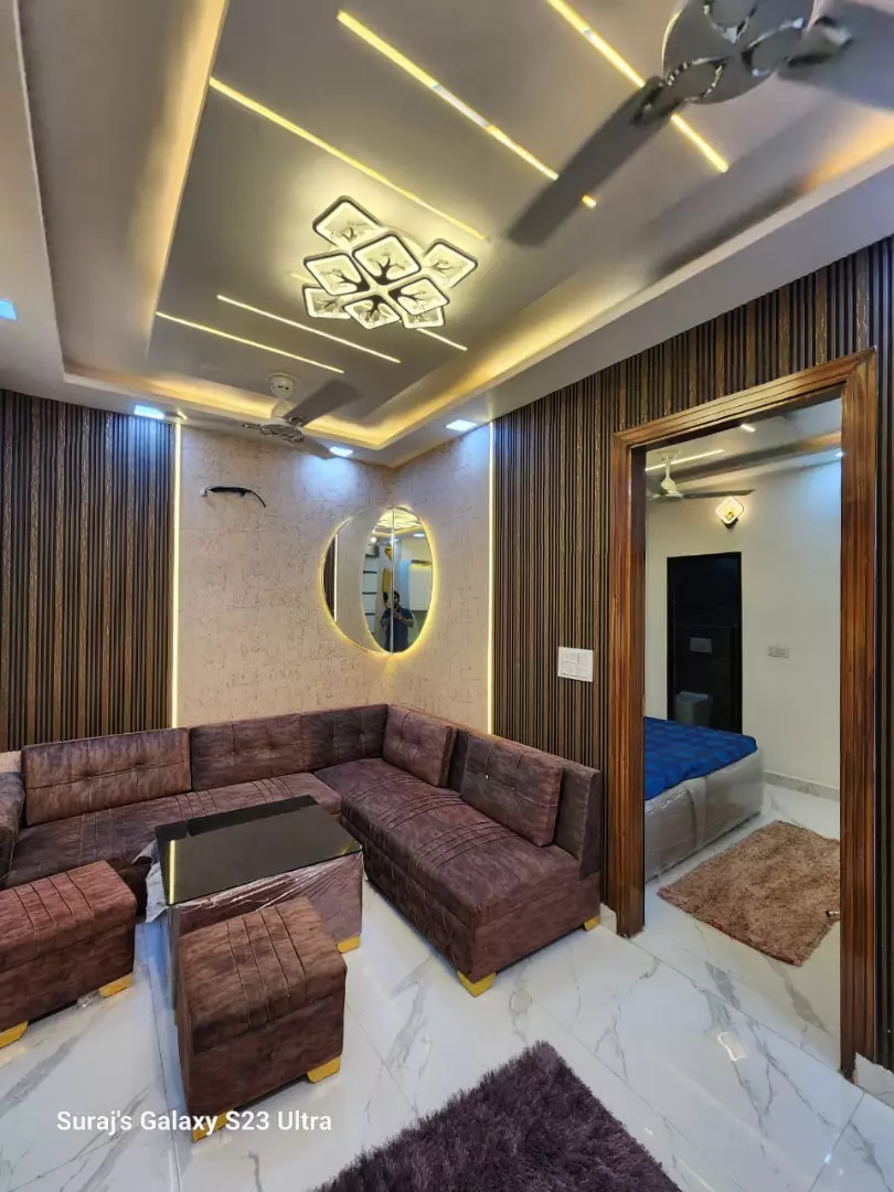 3bhk  3bhk semi furnished floor with lift and Car parking 90% bank - Image 4