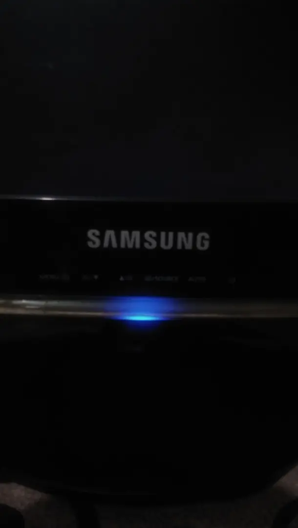 Samsung Monitor black colour - Image 6