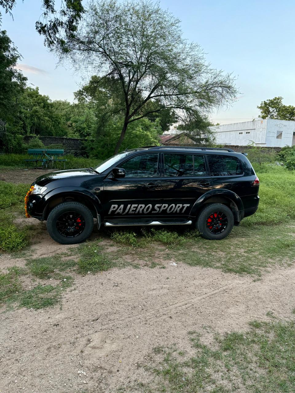 mitsubishi pajero sport (2014) - Image 6