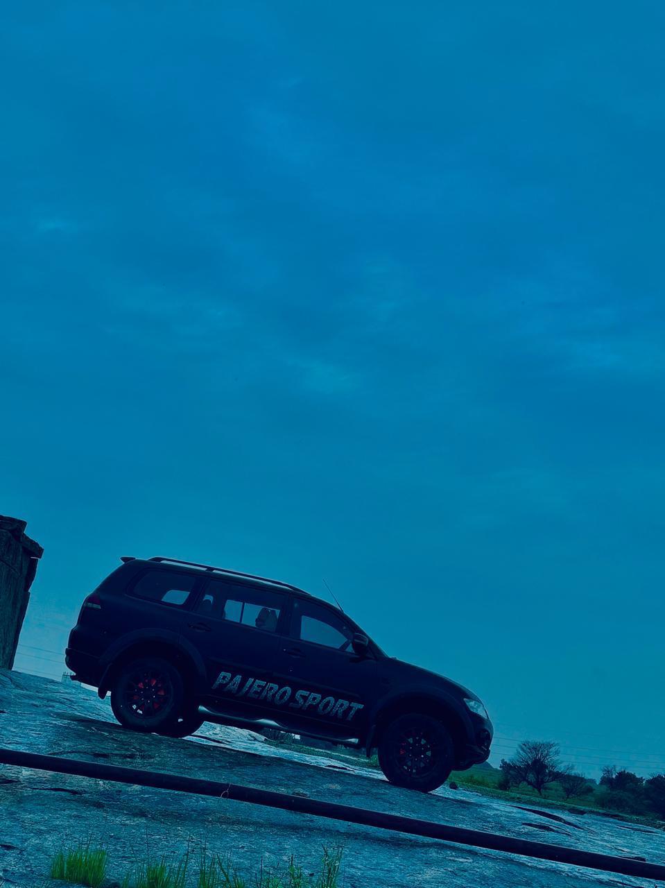 mitsubishi pajero sport (2014) - Image 10