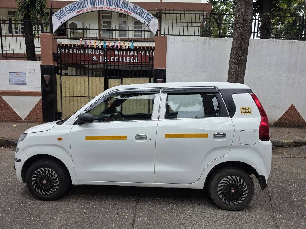 maruti suzuki wagon r 1.0 (2023) - Image 8