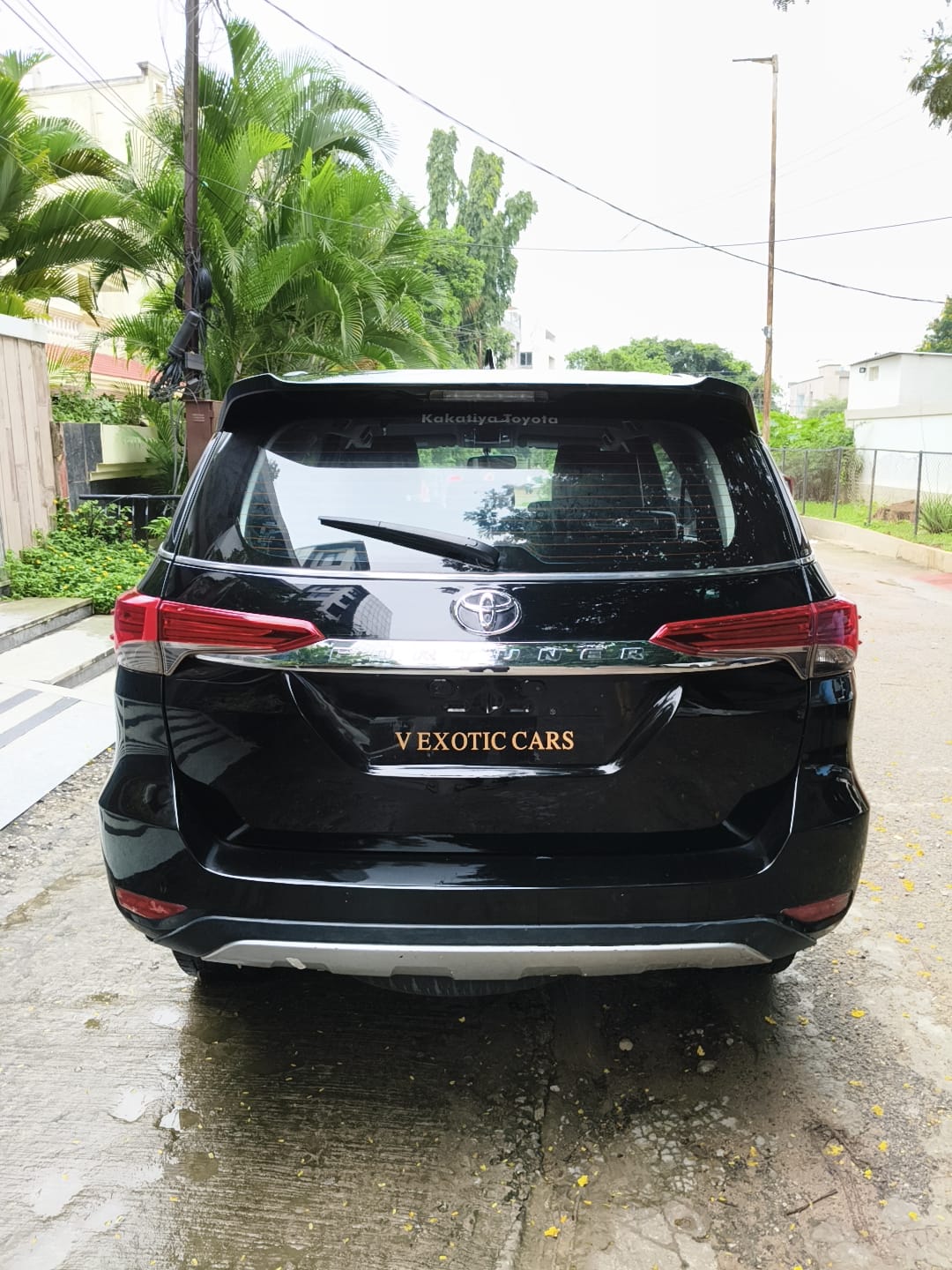 toyota fortuner (2019) - Image 8