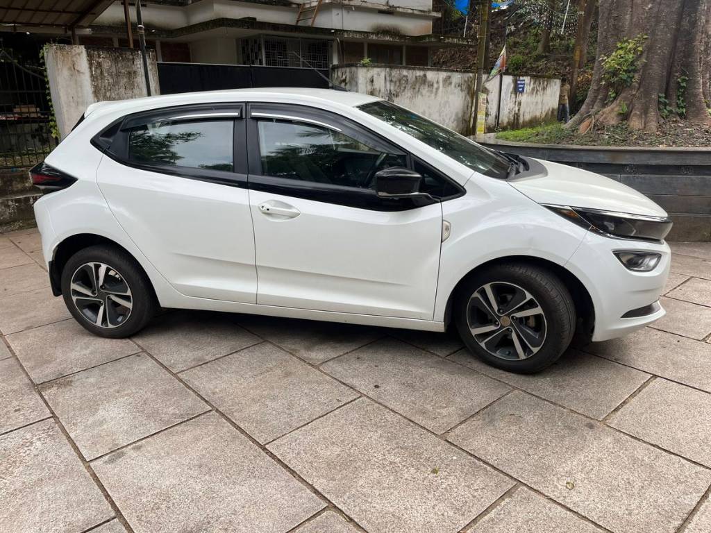 tata altroz (2021) - Image 8