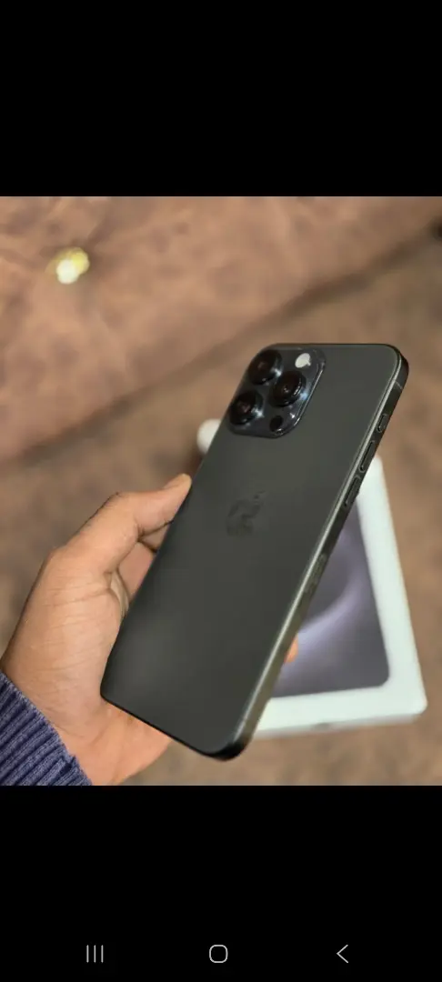 IPHONE 15 PRO MAX IMMACULATE CONDITION [[ 256GB MOBILE]] - Image 3