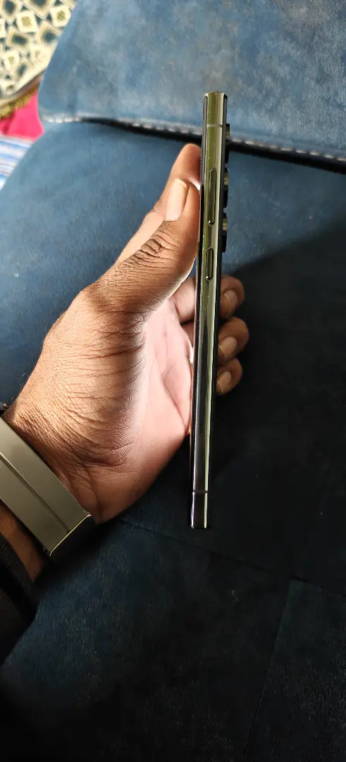 Best Condition Samsung S23 Ultra Global 512 gb variant - Image 3